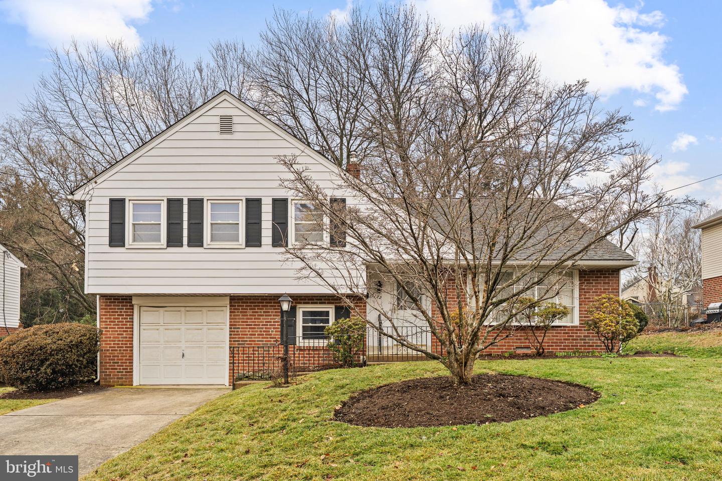 1022 Crozer Lane, Springfield