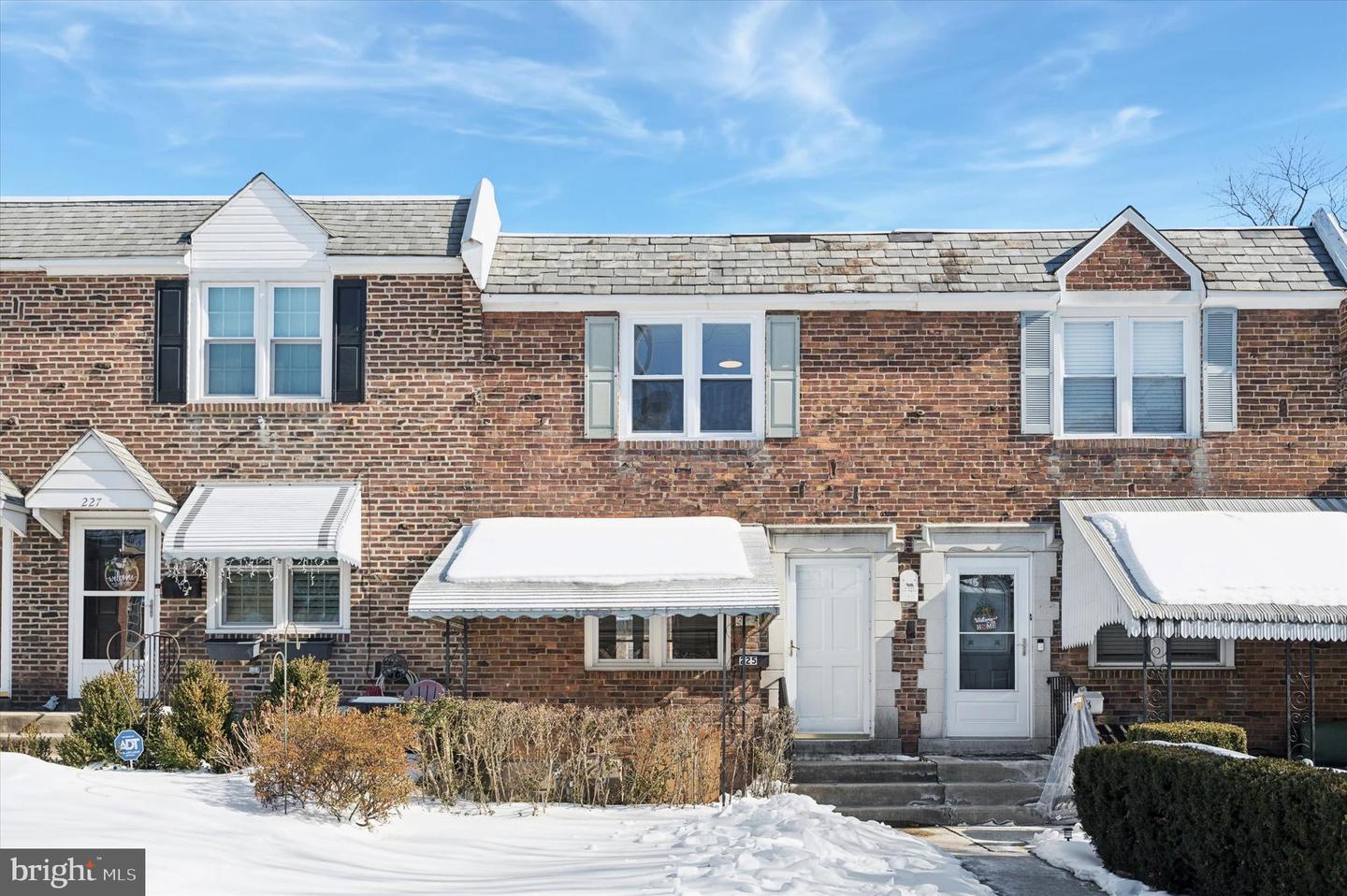225 N Bishop, Clifton Heights