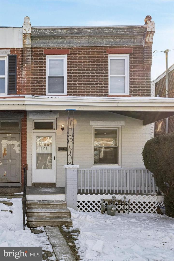 121 N Front Street, Darby