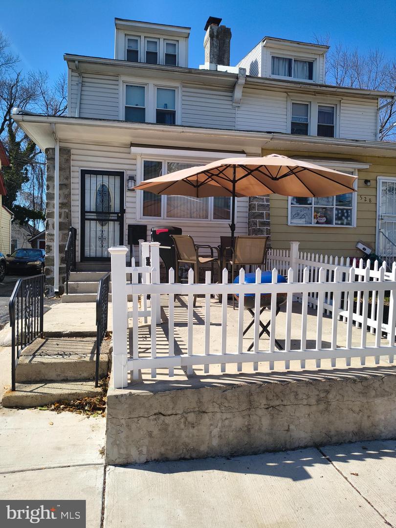 530 Orchard Avenue, Lansdowne