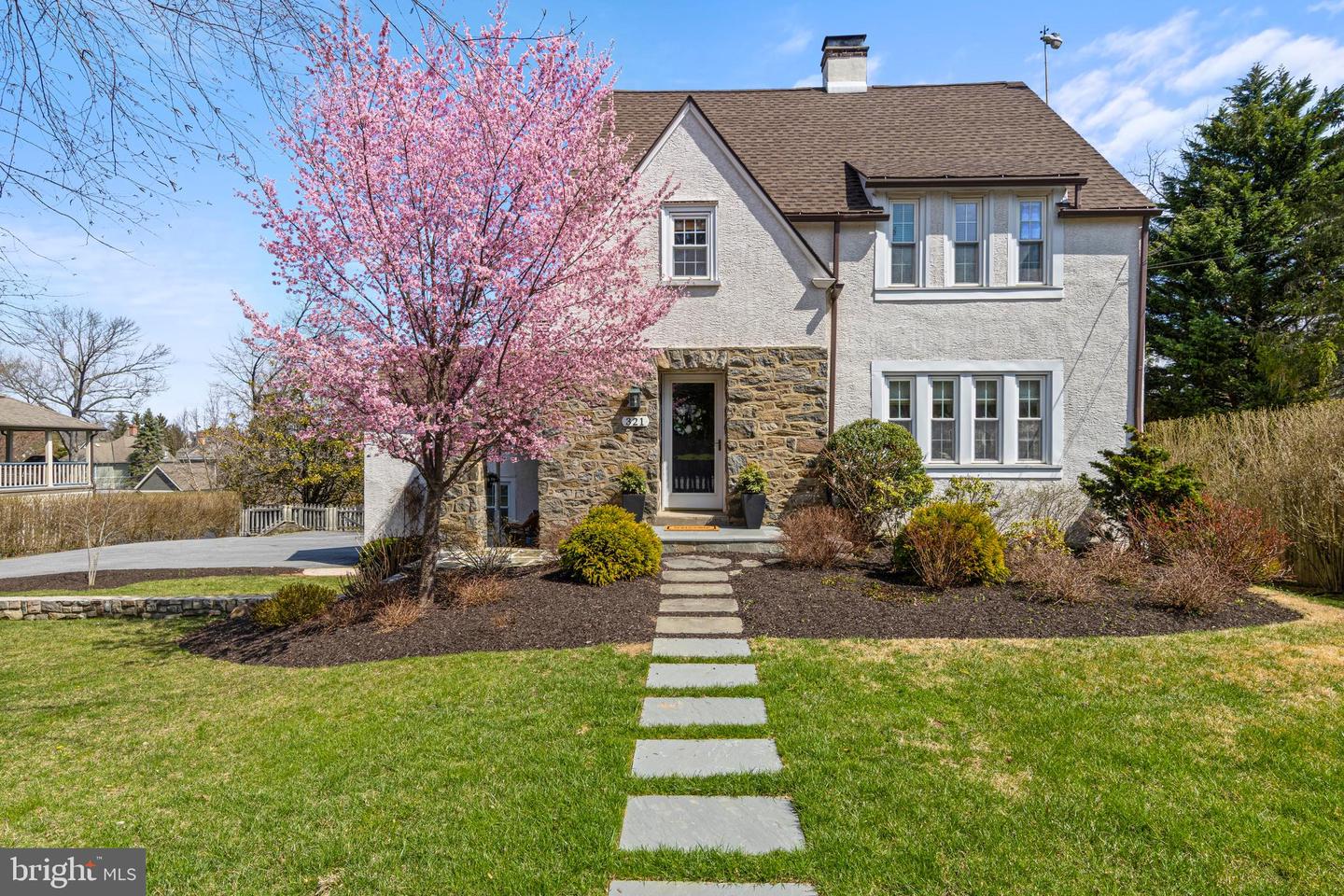 321 Conestoga Road, Wayne