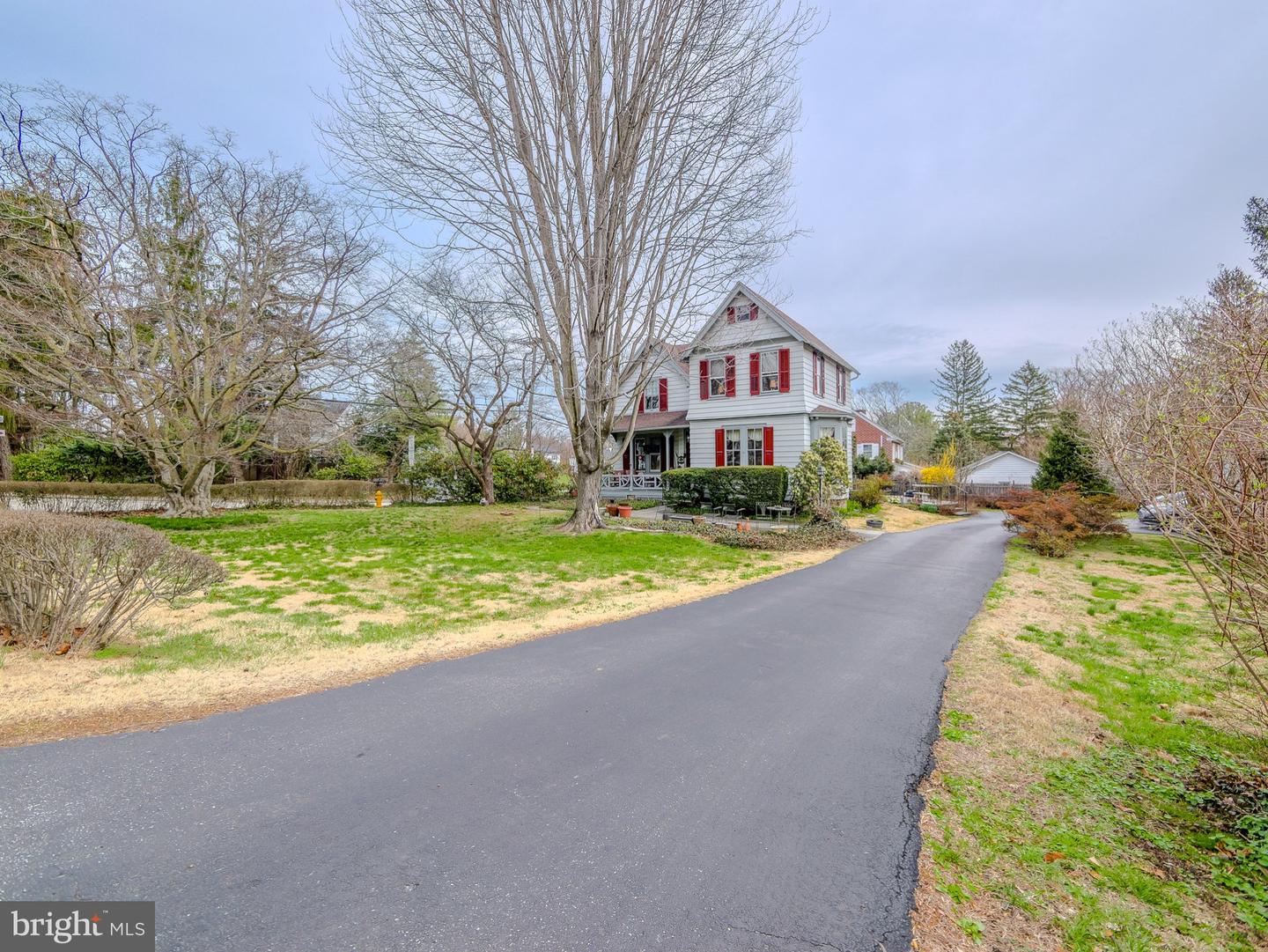 332 N Providence Road, Wallingford