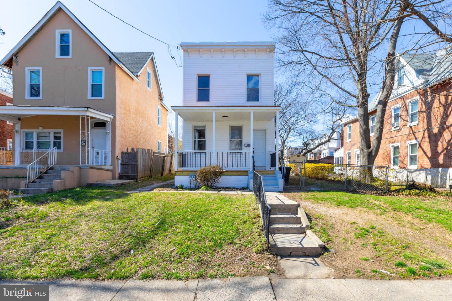 108 N 6th Avenue