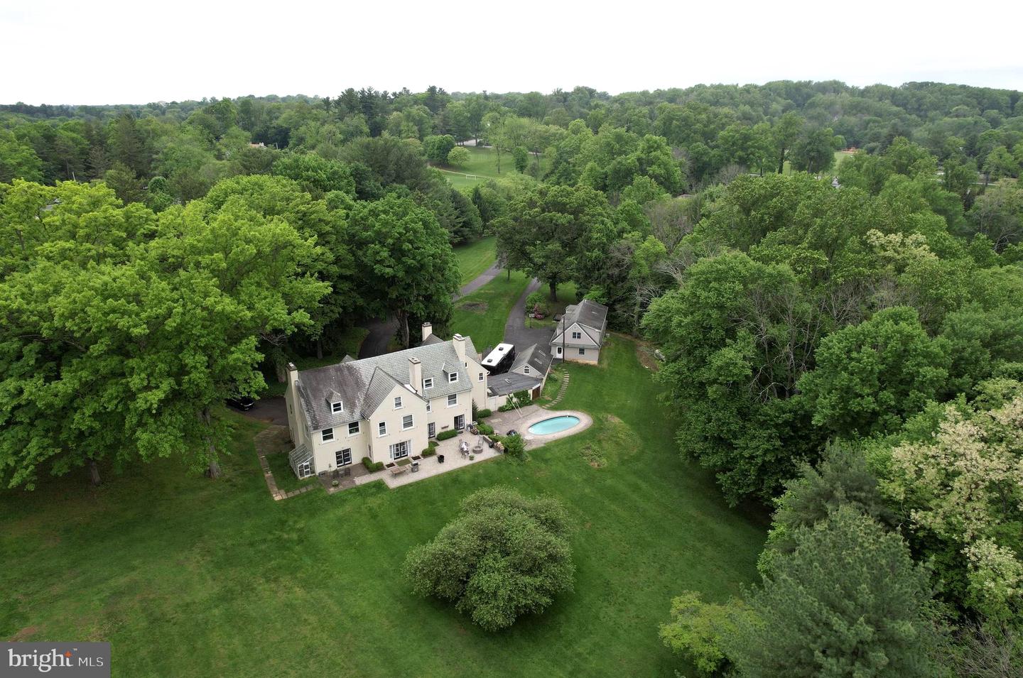 846 Maplewood Road