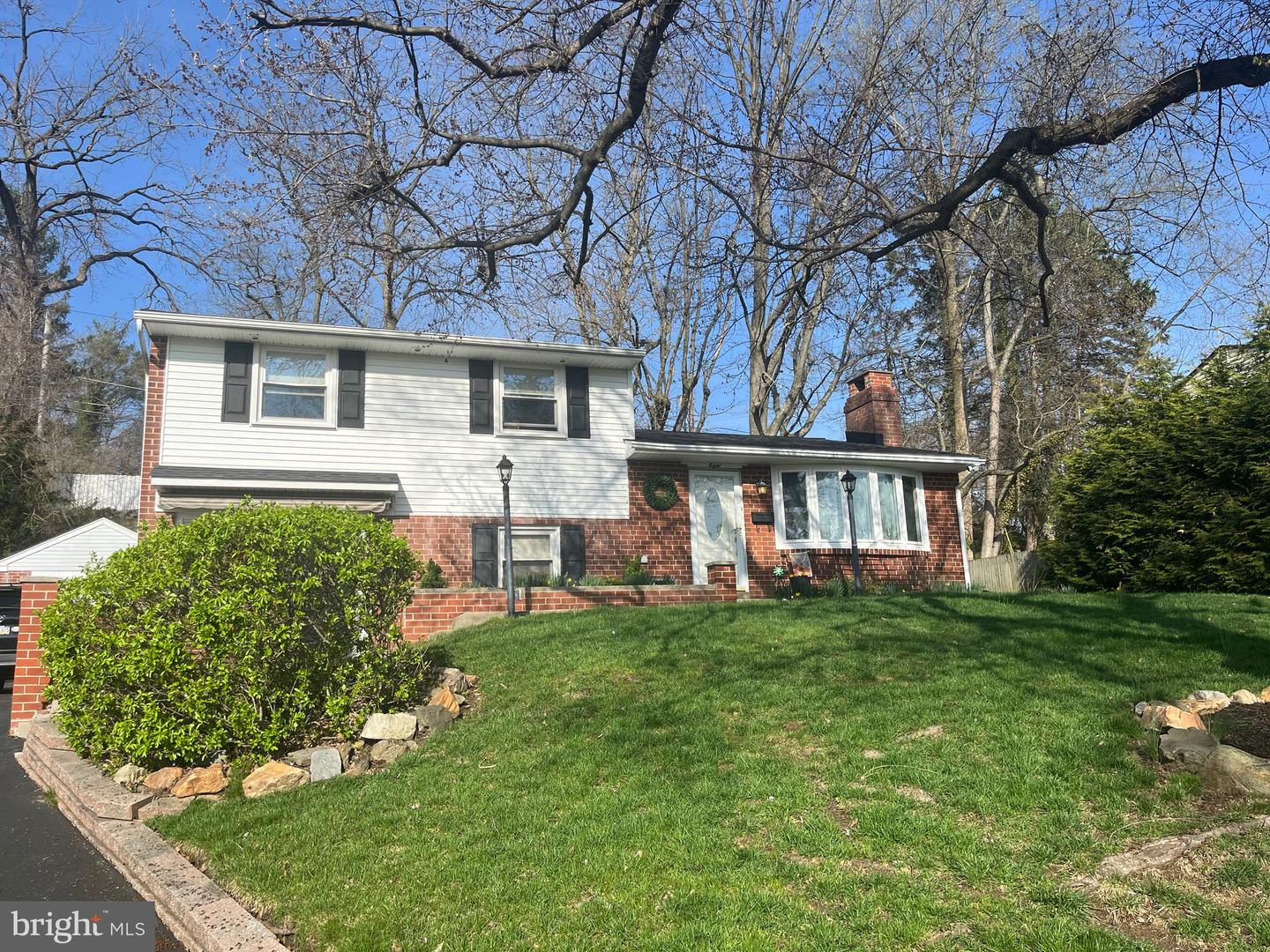 8 Grove Lane, Broomall