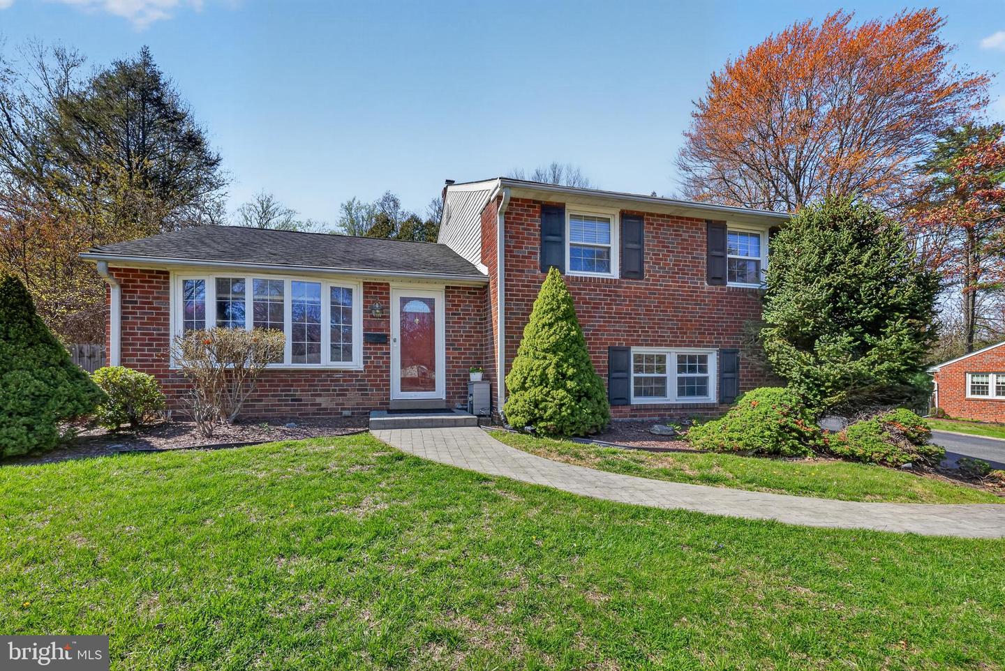305 Somerset Place, Wallingford