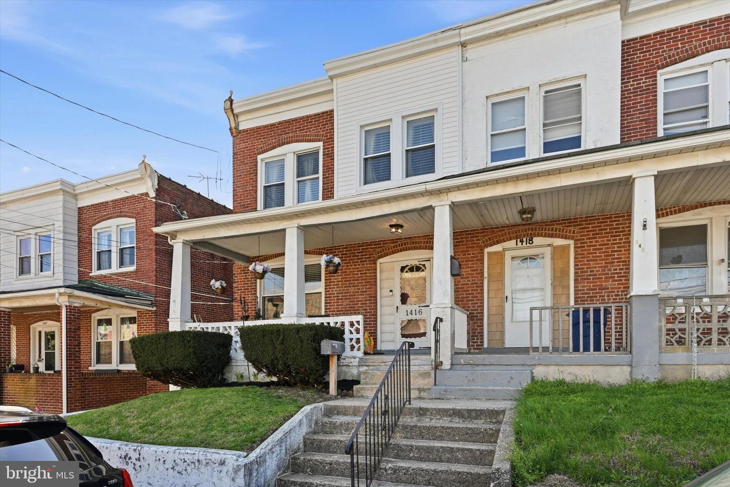 1416 Summit
