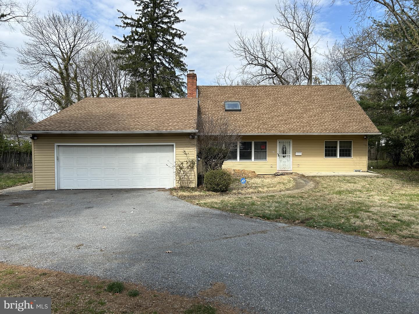 527 Cherry Lane, Lansdowne