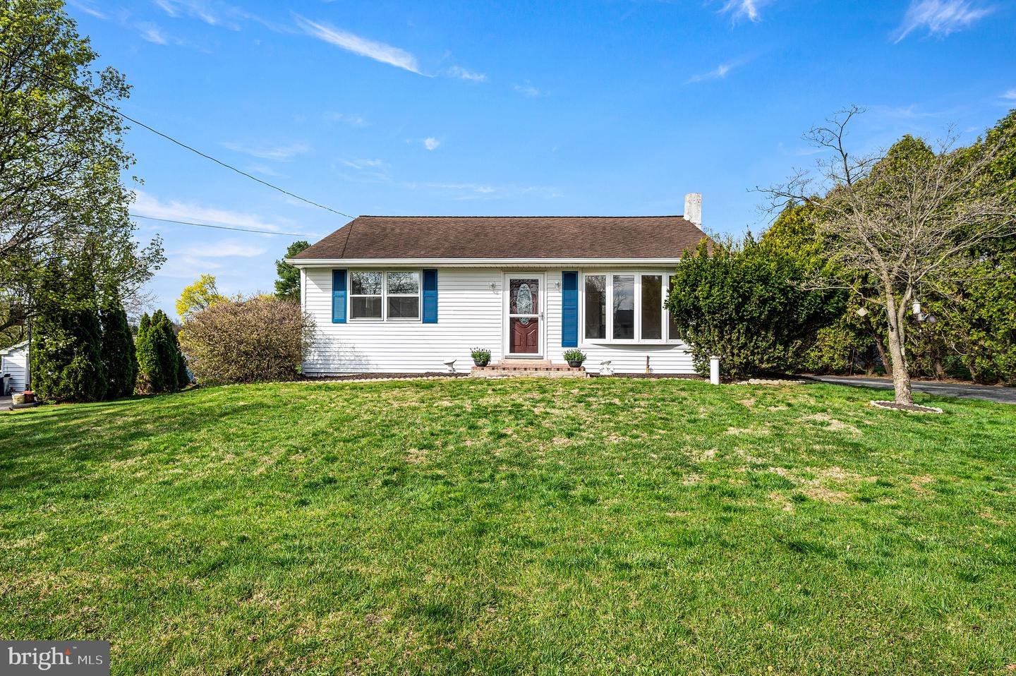 5946 Chichester Avenue, Aston