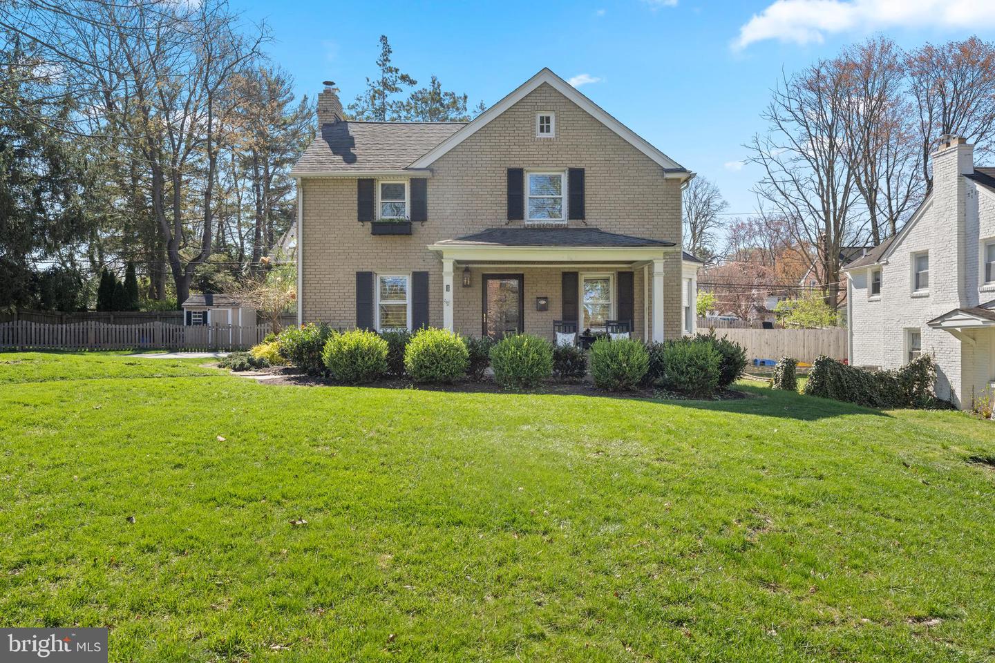 1 Black Friar Road, Bryn Mawr