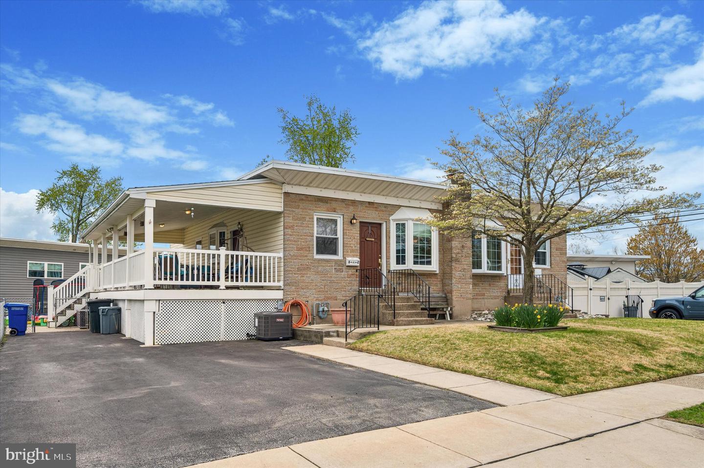 82 Hoffman Road, Ridley Park