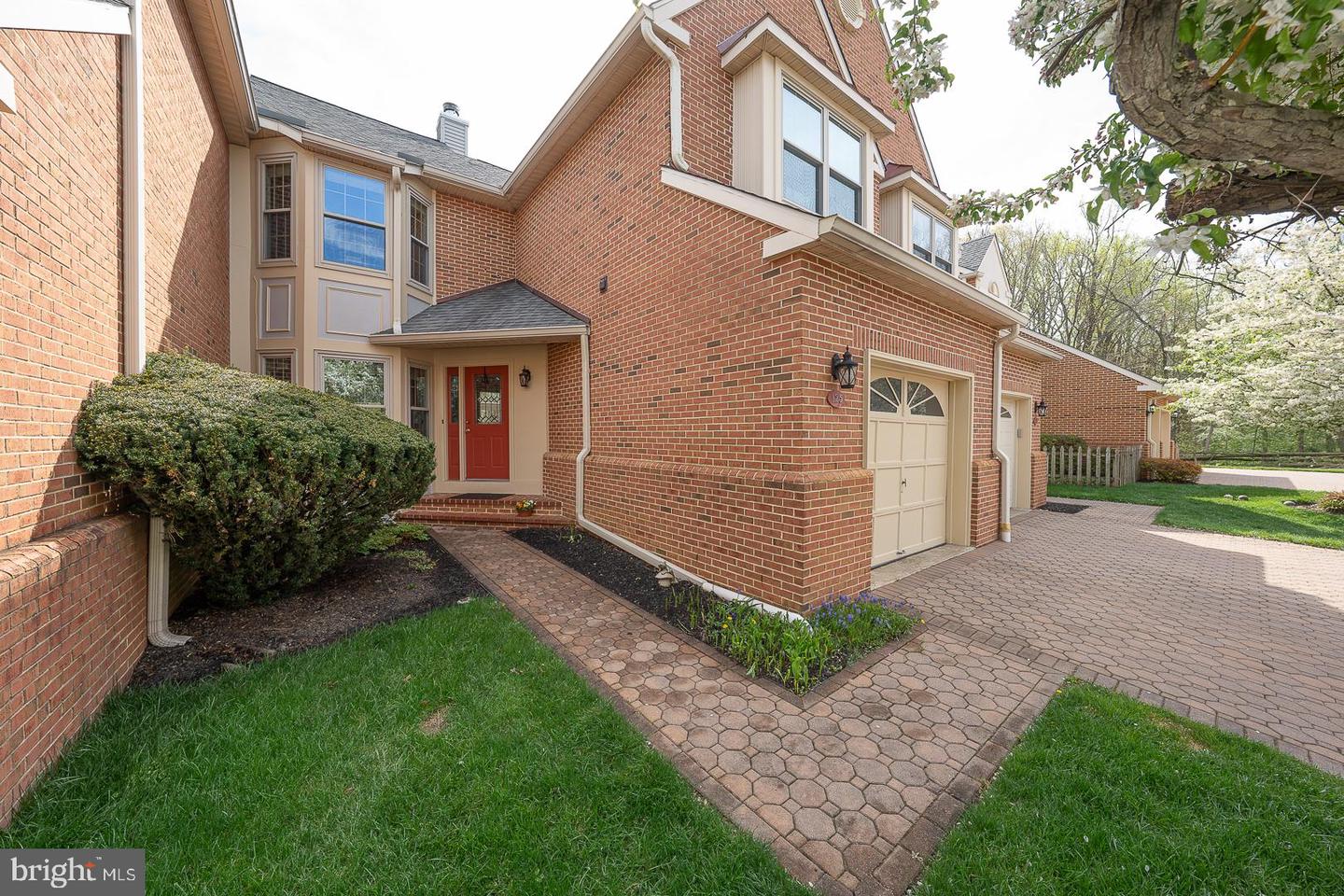 125 Springton Mews Cir