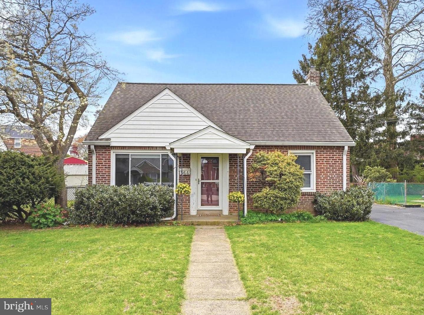 544 Lawrence Road, Havertown