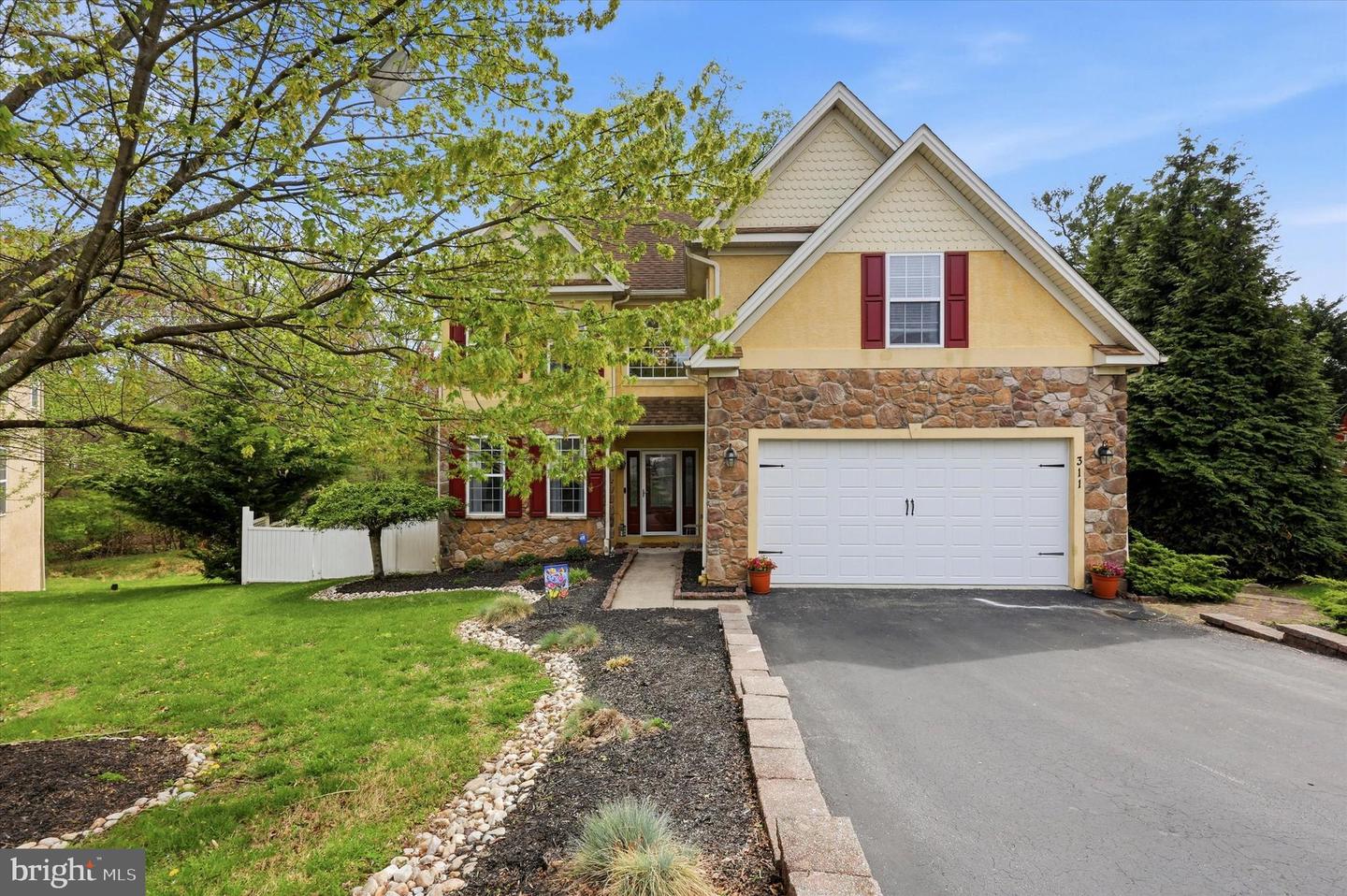 311 Carolee Circle, Springfield