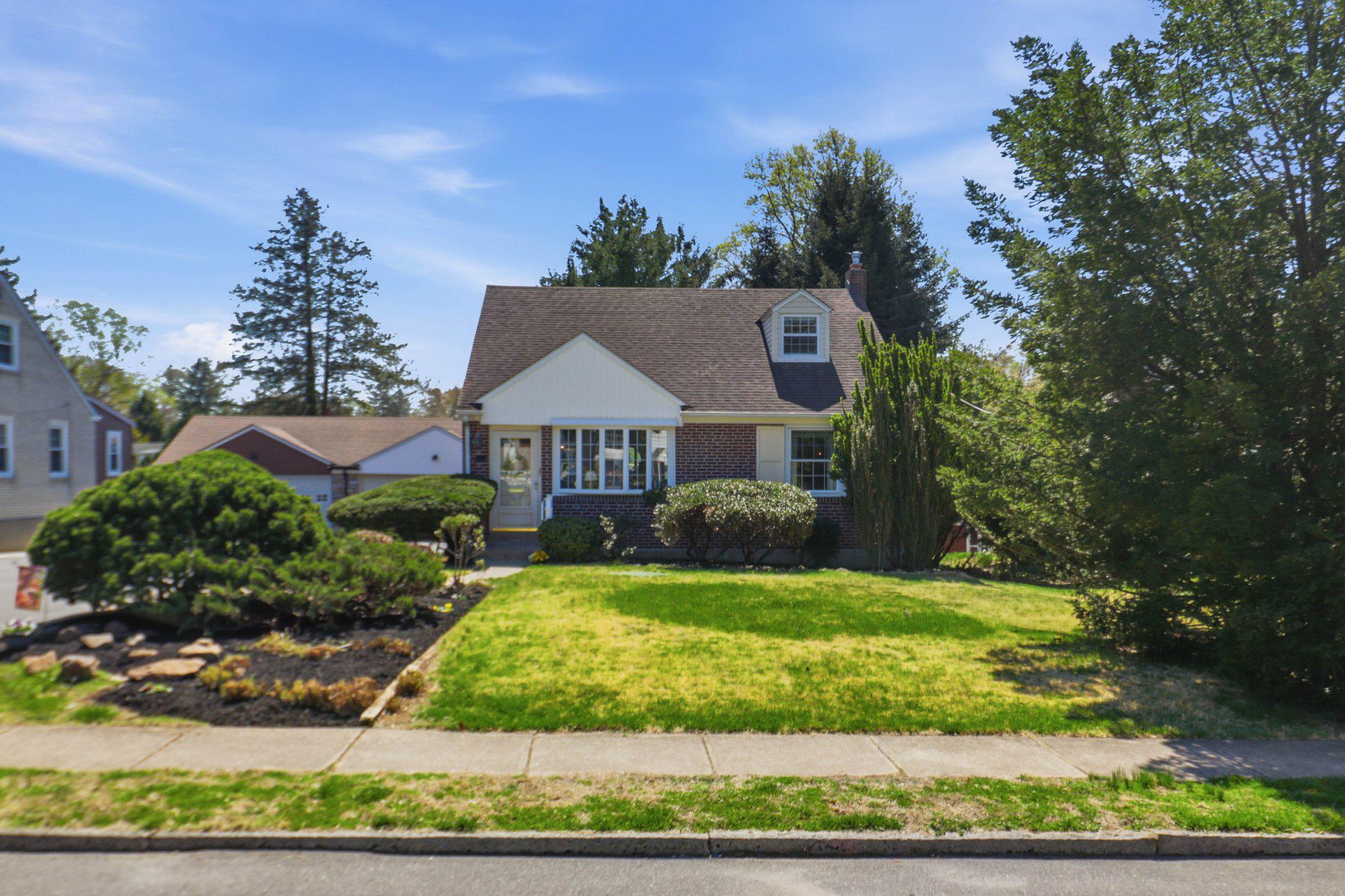 348 Valley View Road, Springfield