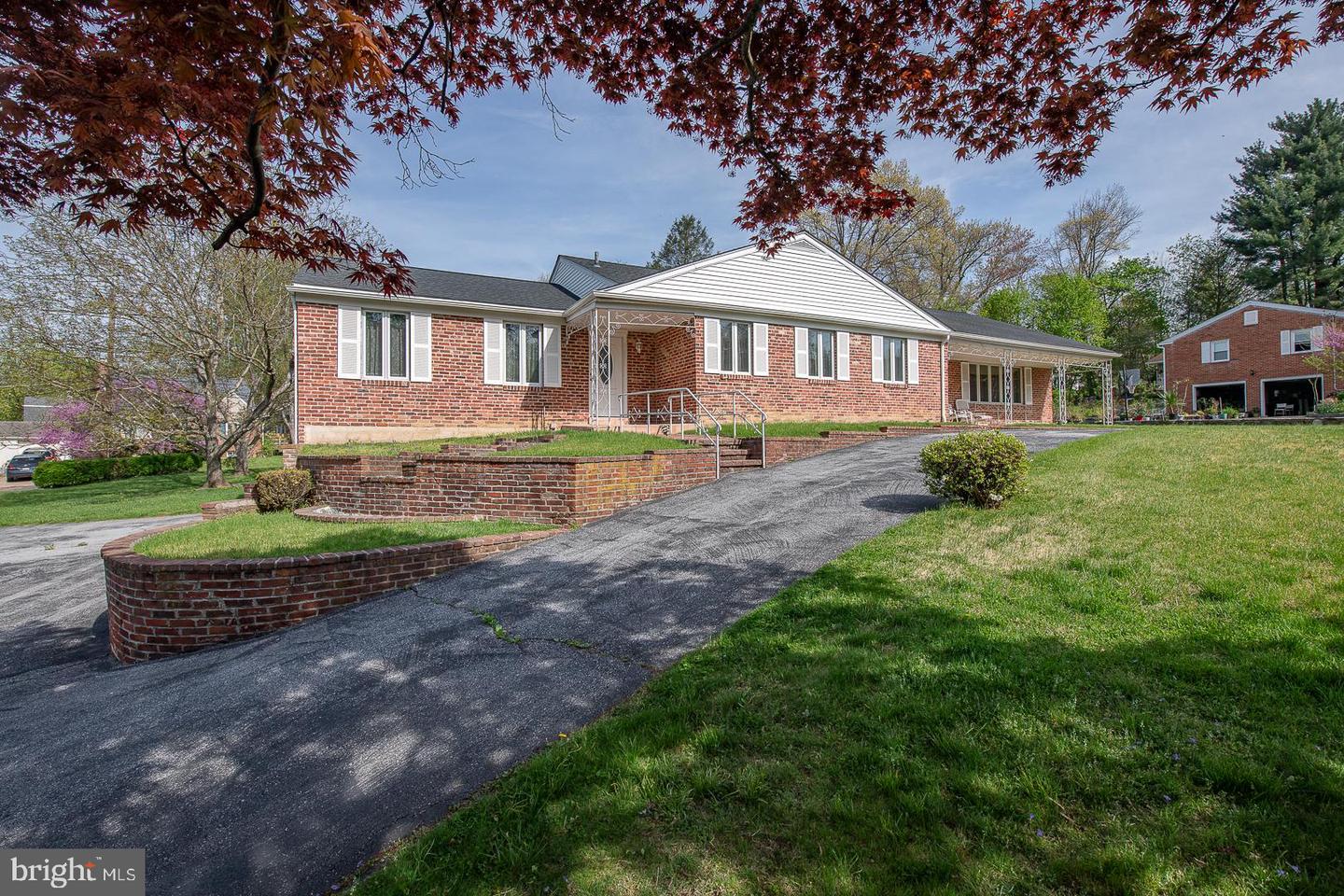 1000 Beech Road, Wallingford