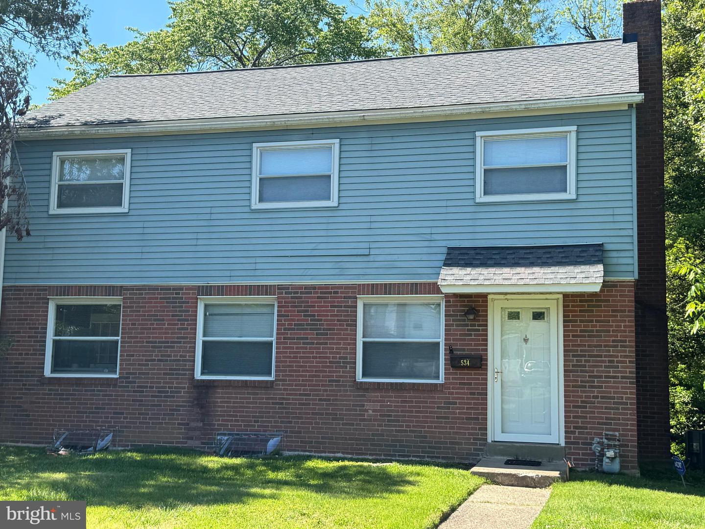 534 Maplewood Road, Springfield