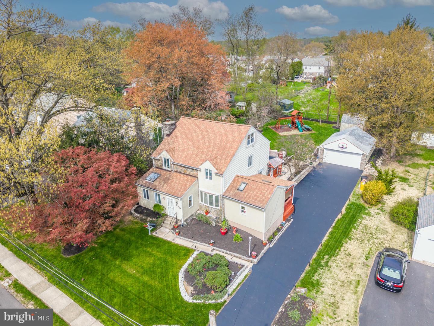 320 Prospect Road, Springfield