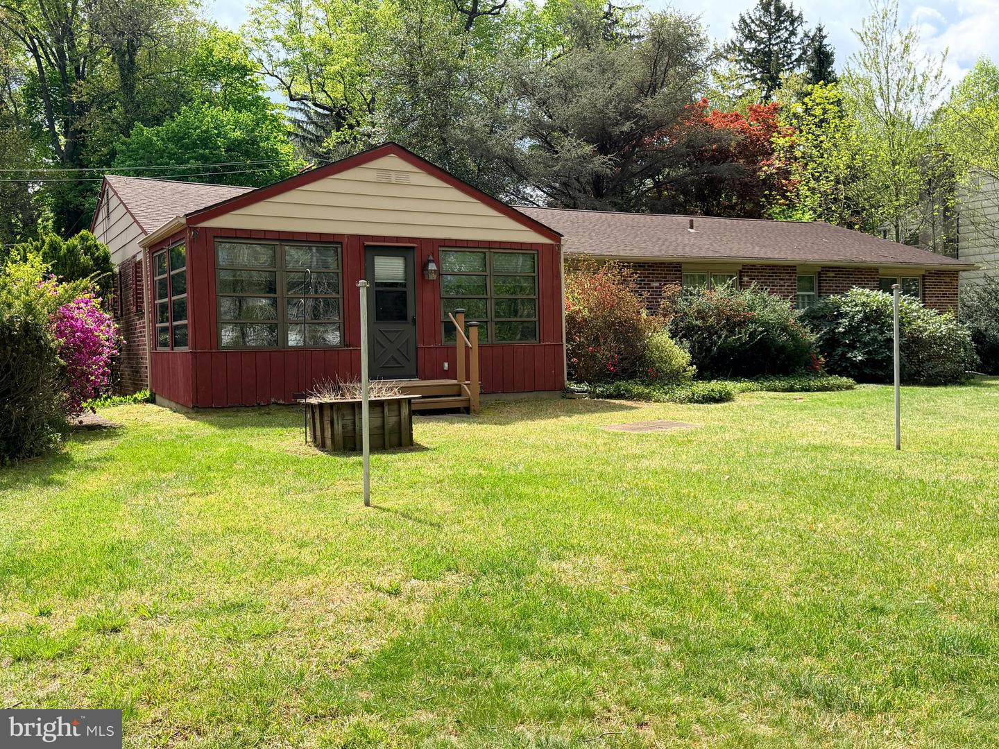312 Mount Alverno Road, Media