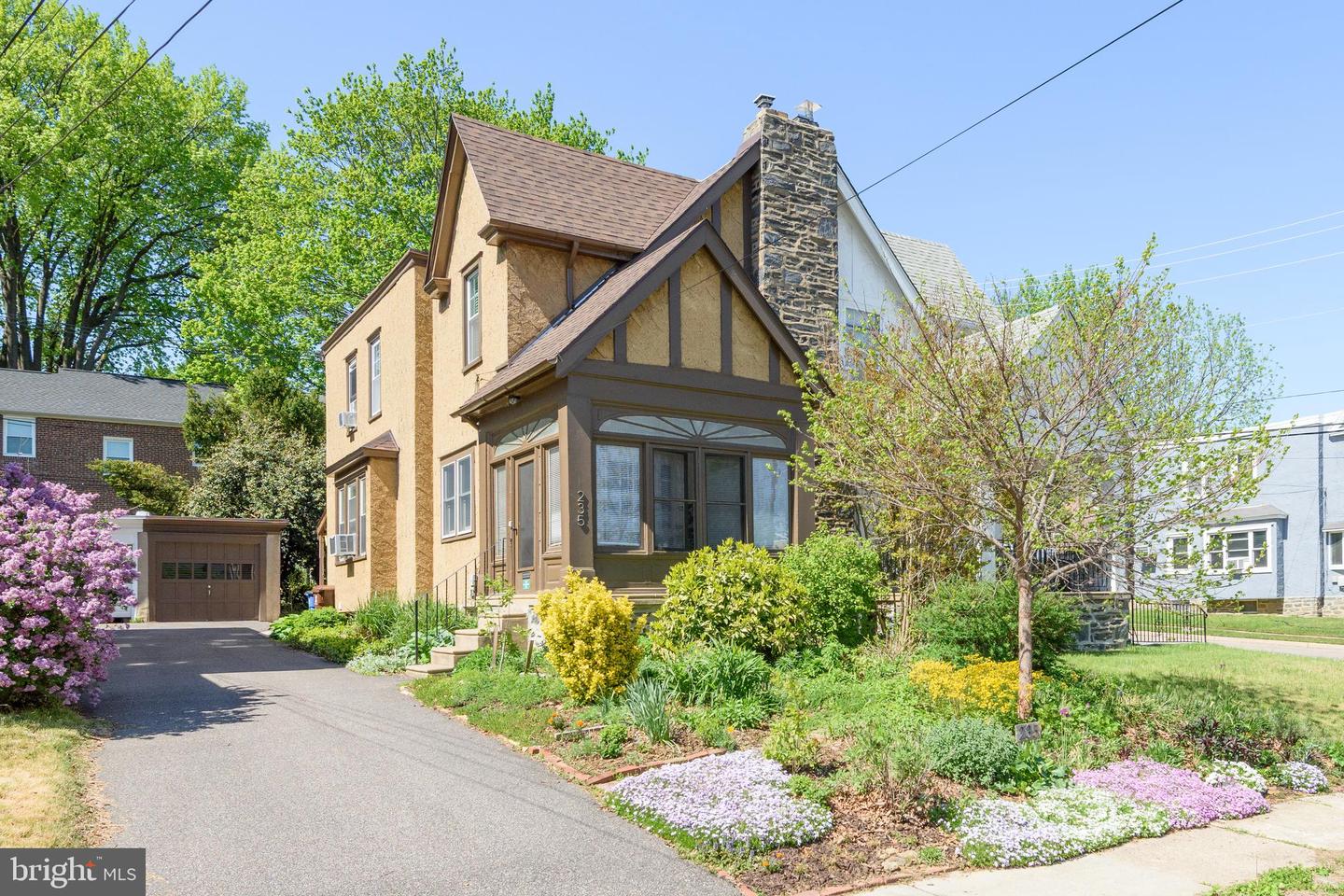 235 W Plumstead Avenue, Lansdowne
