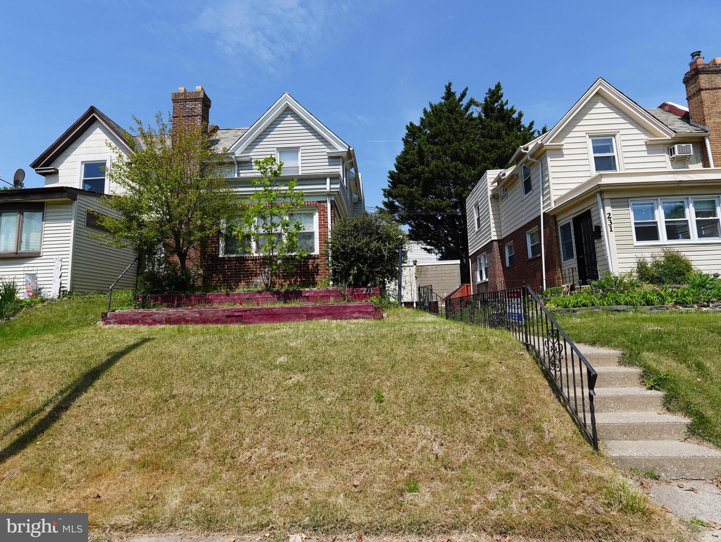 233 W Albemarle Avenue