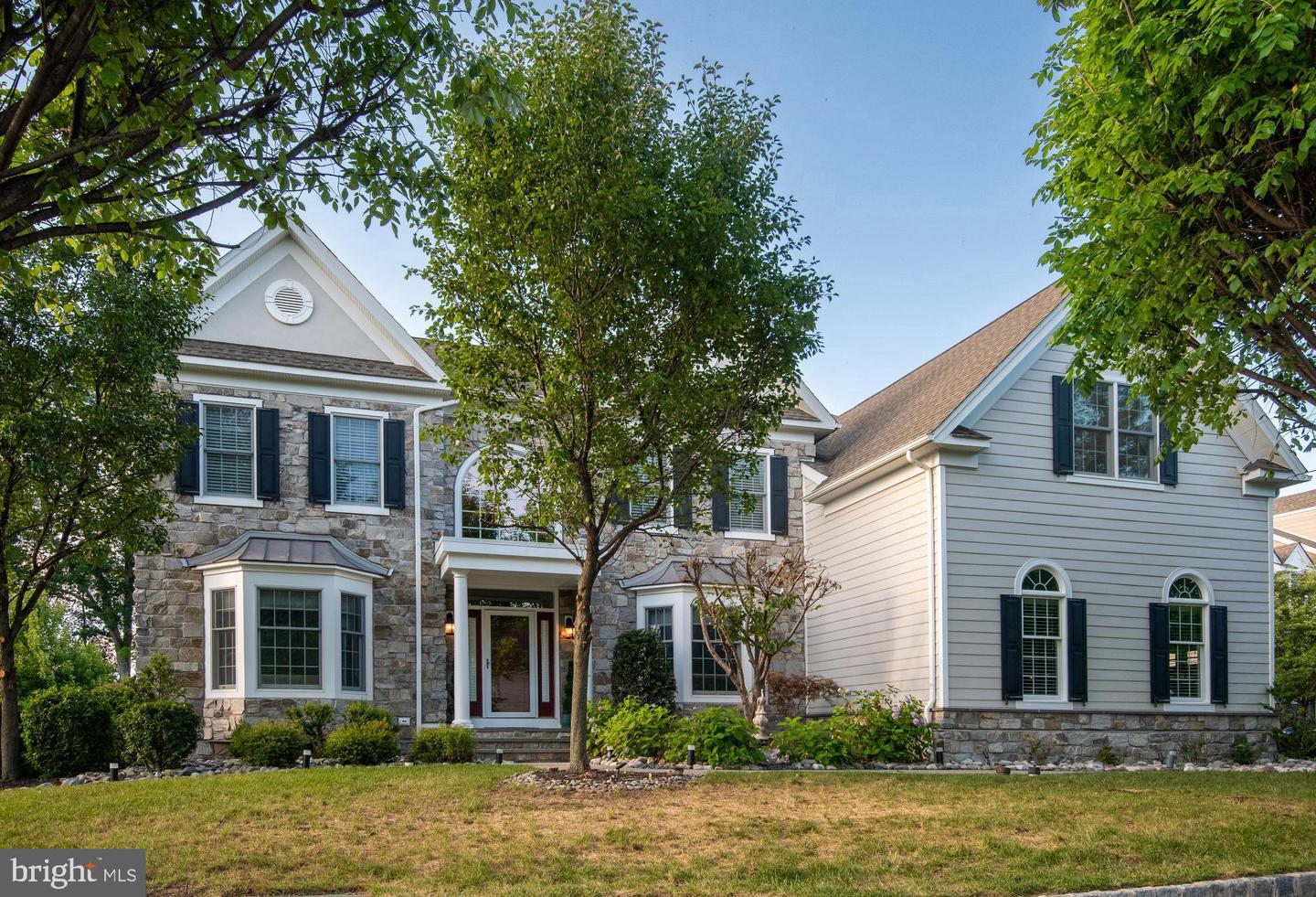 3805 Woodland Drive