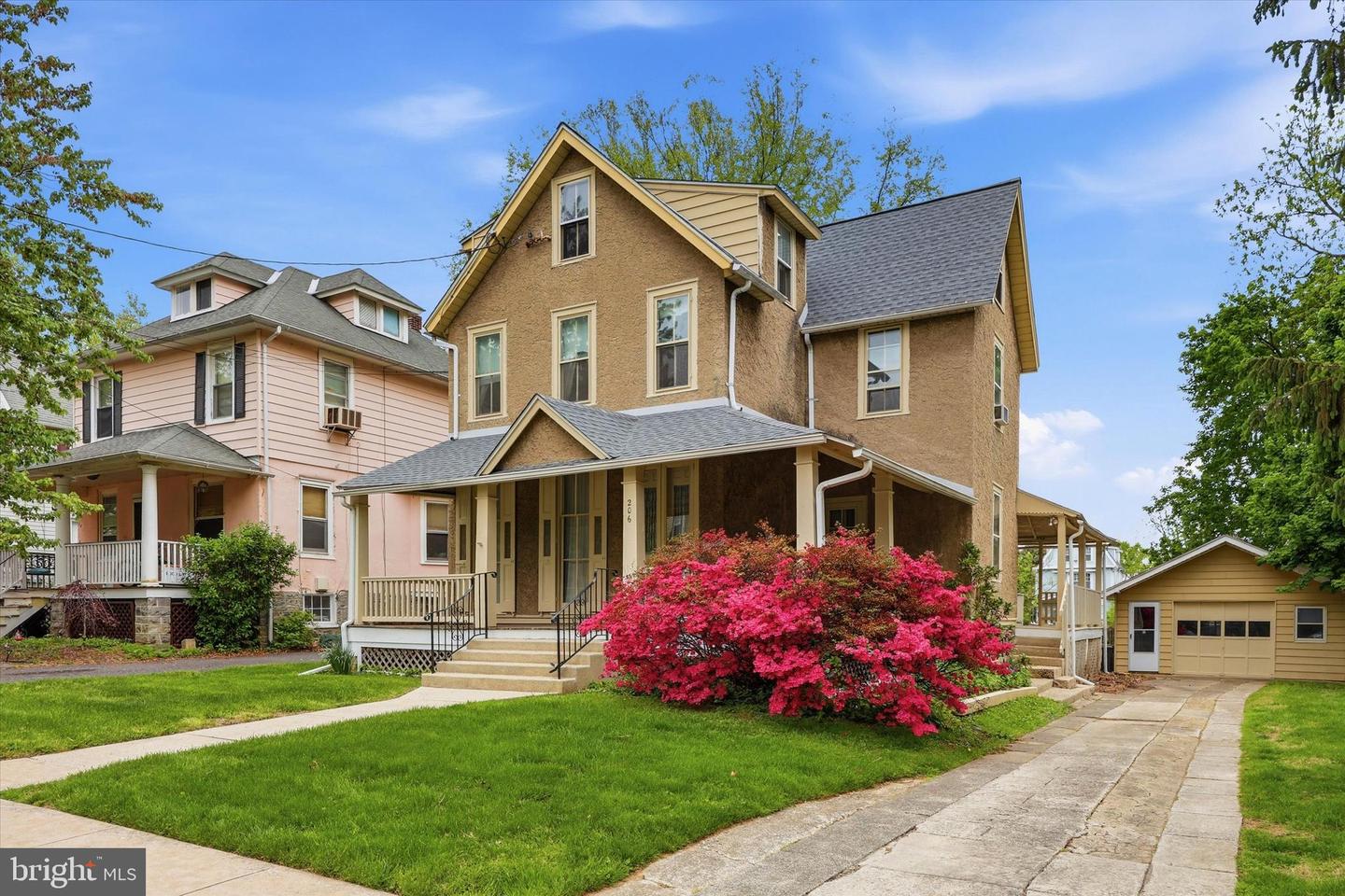 206 President Avenue