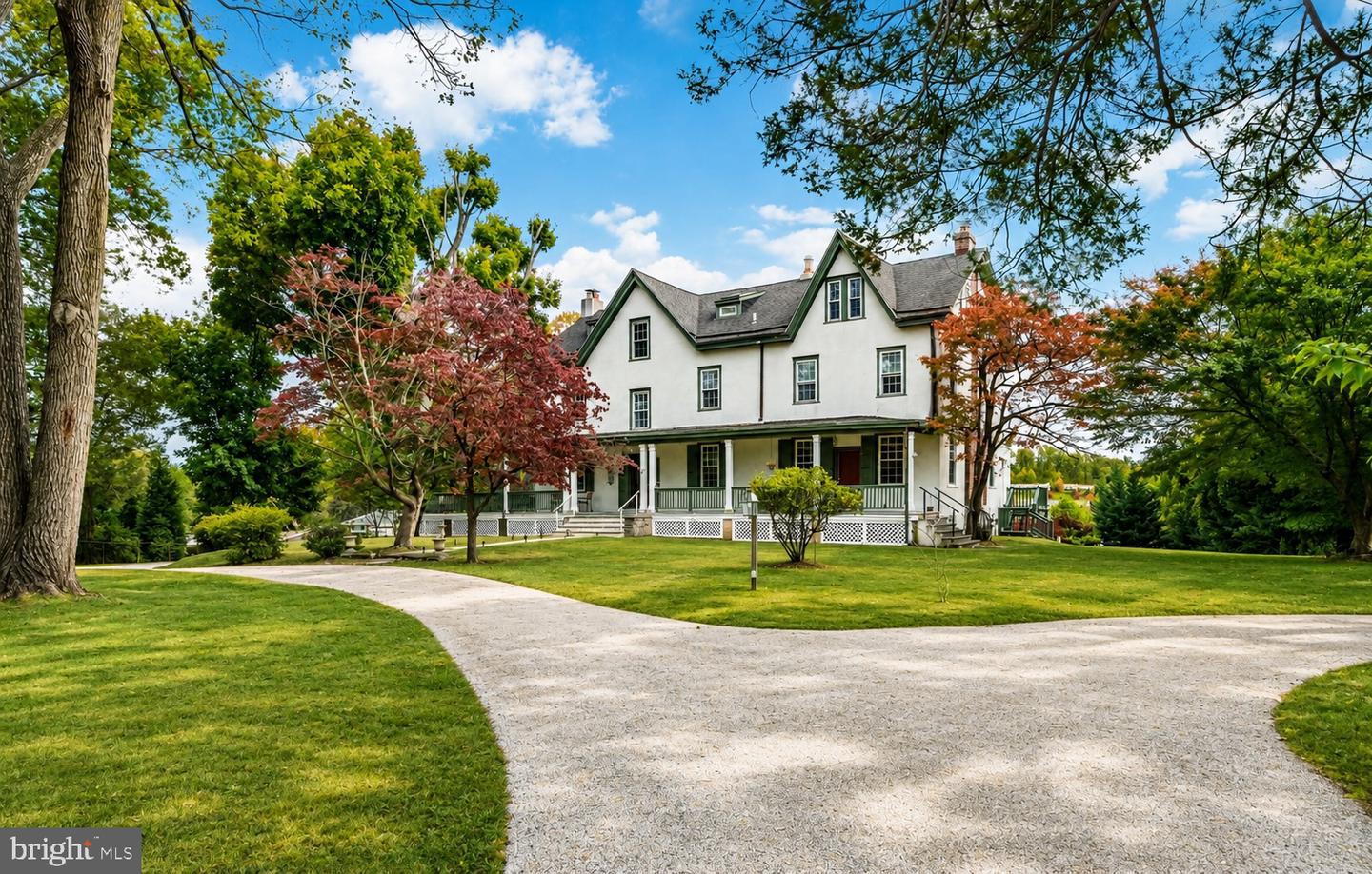 34 1/2 Mary Jane Lane