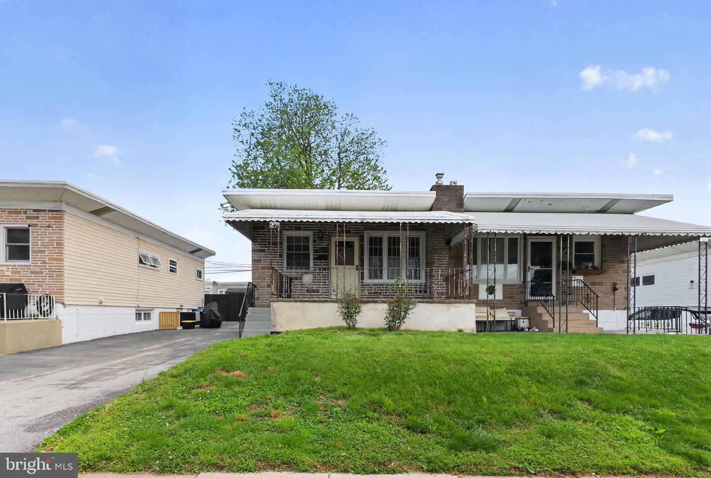 208 Hoffman Road, Ridley Park