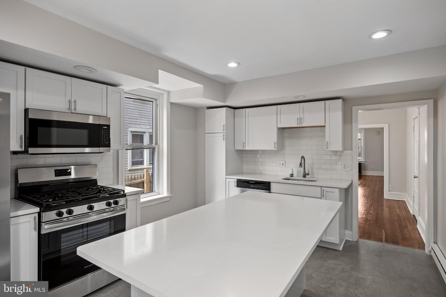 43 E 24th Street, Chester