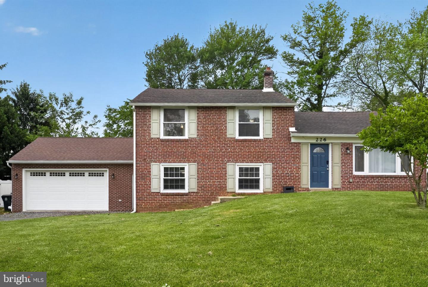 226 Canterbury Drive, Wallingford