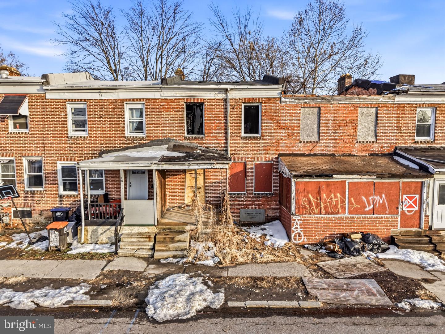 1009 Morton Avenue