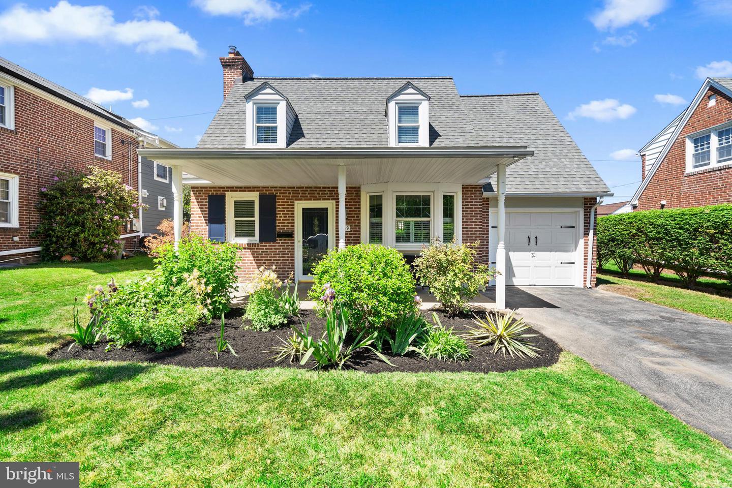 559 Willowbrook Road, Havertown