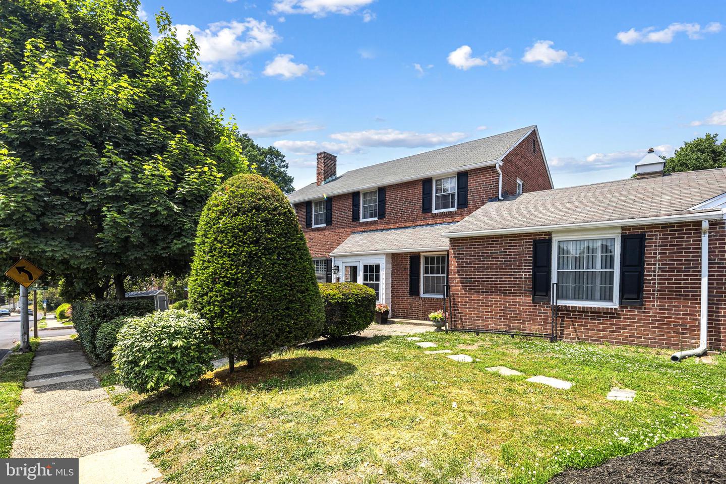 801 Addingham Avenue