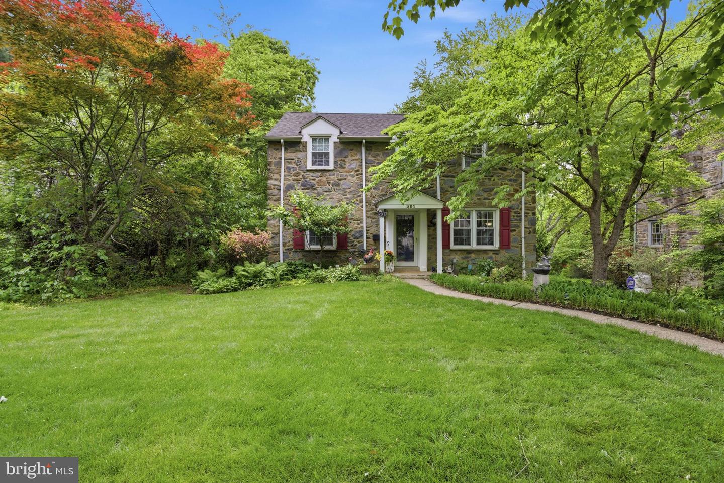 301 Riverview Road