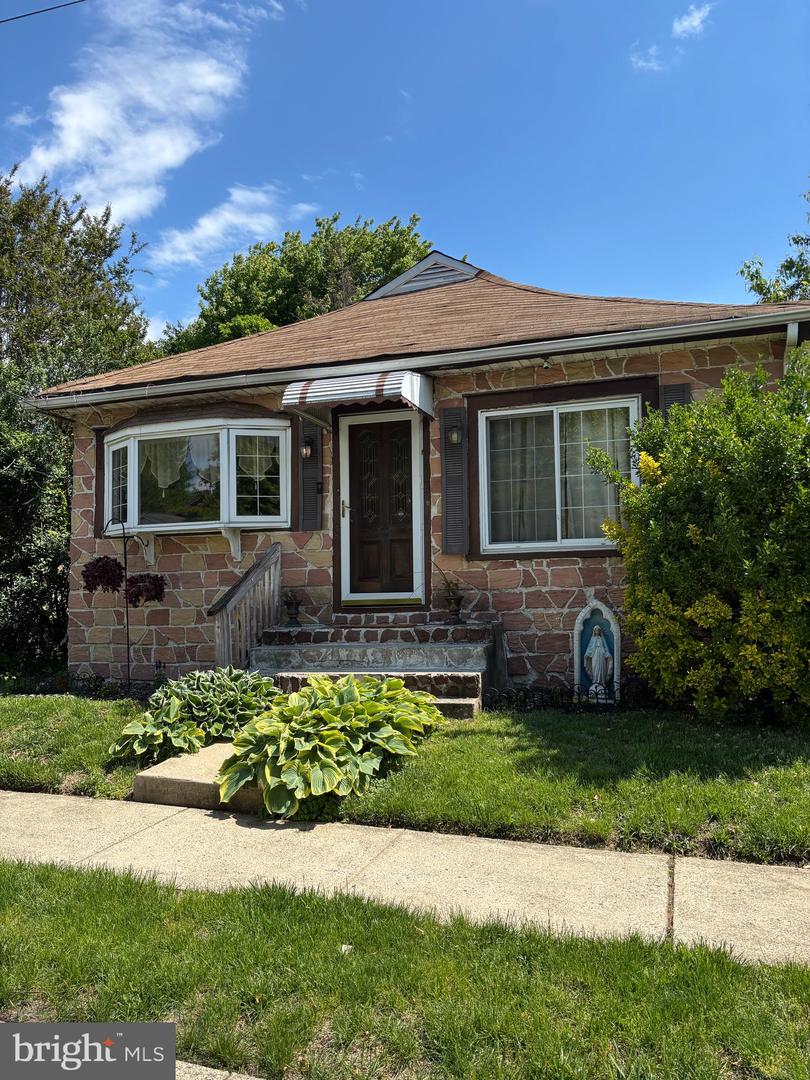 2377 Booker Ave