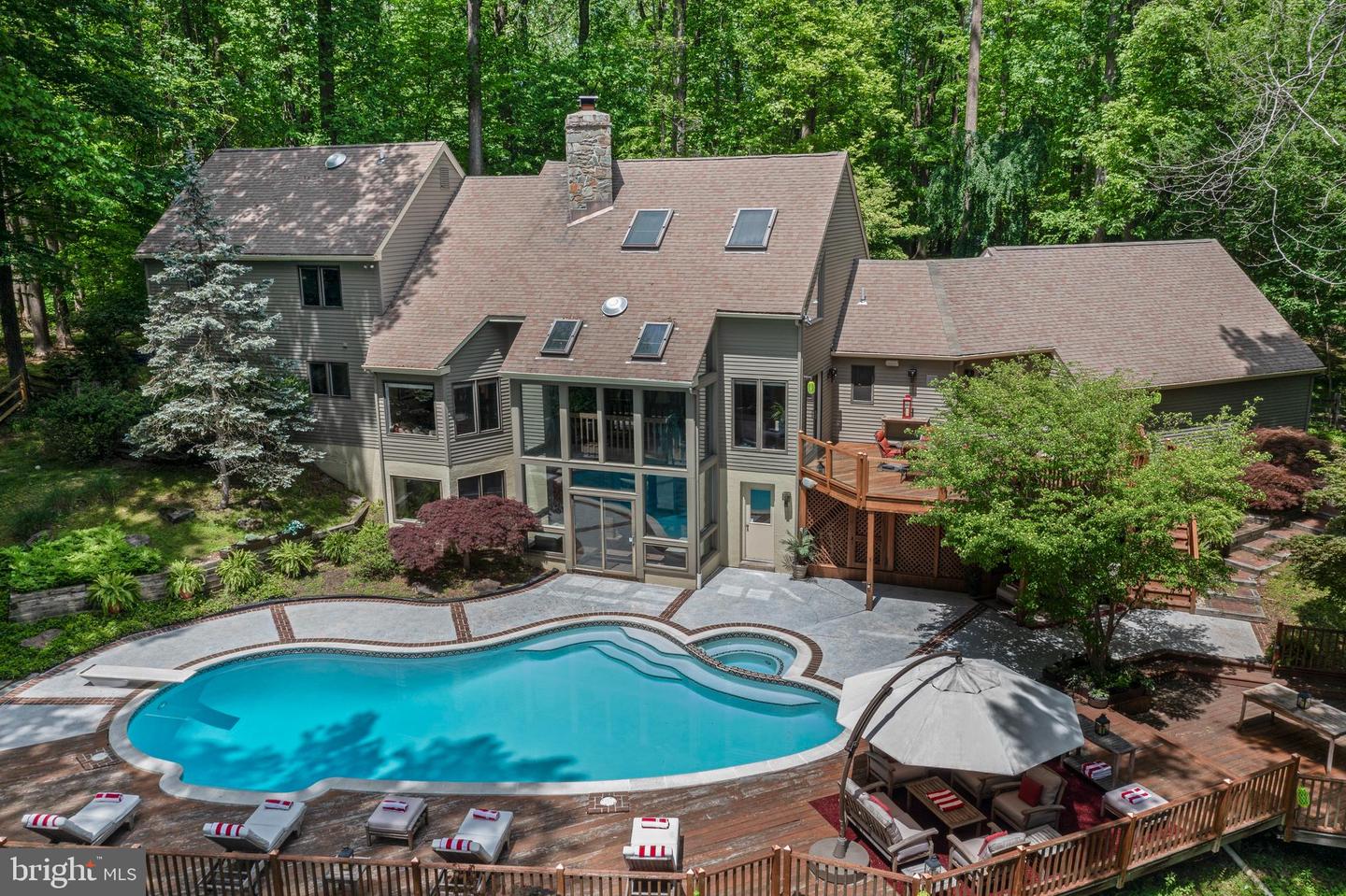 3 Hickory Lane