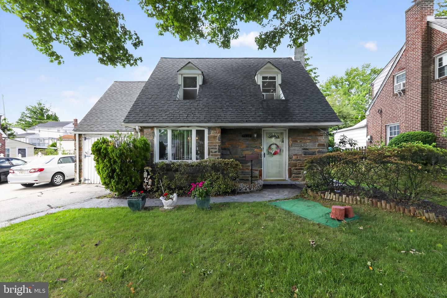 1424 Burmont Road