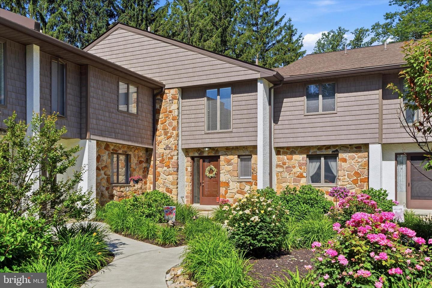 11 Eagleview Drive #11