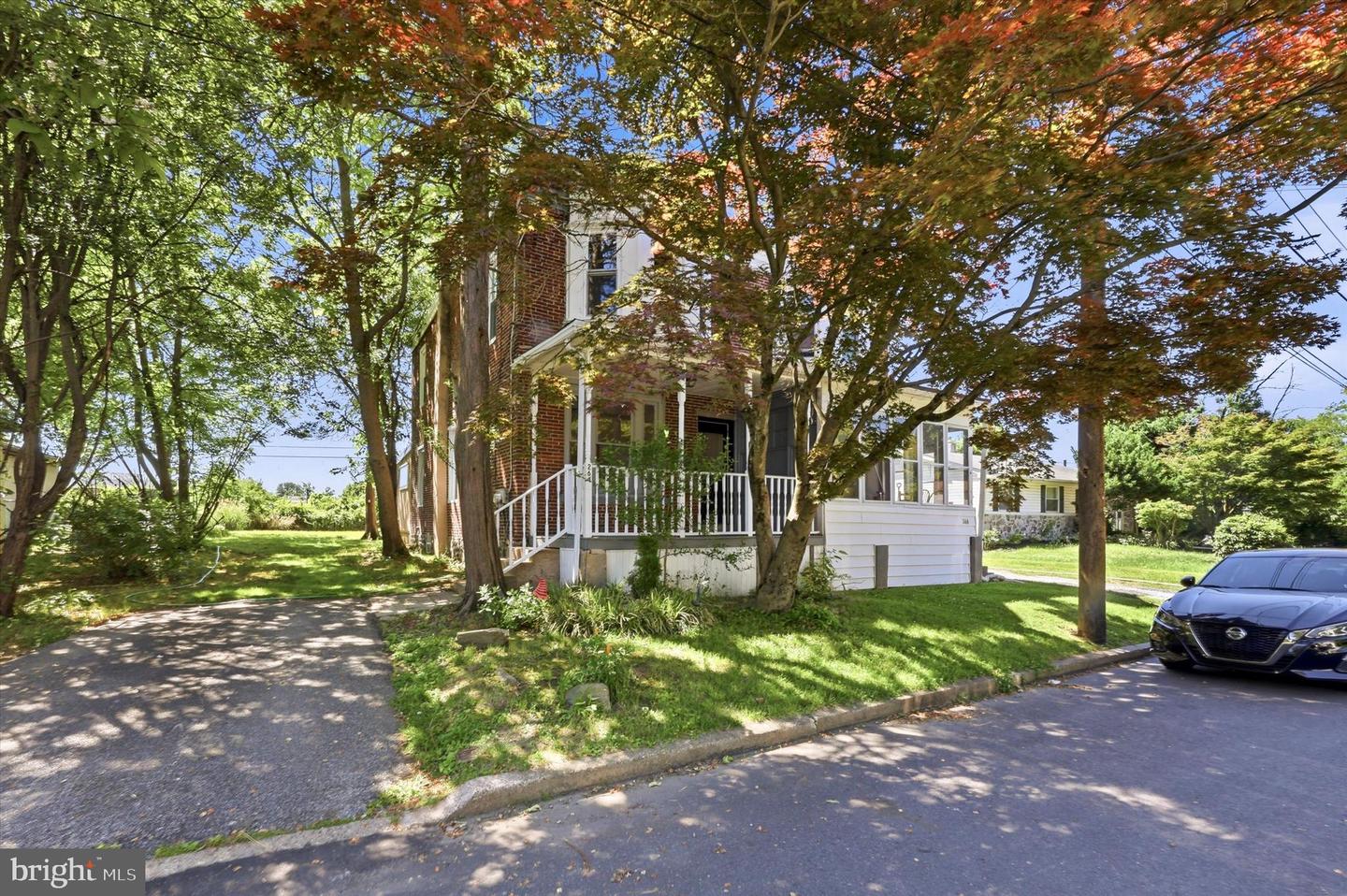 264 Maple Avenue