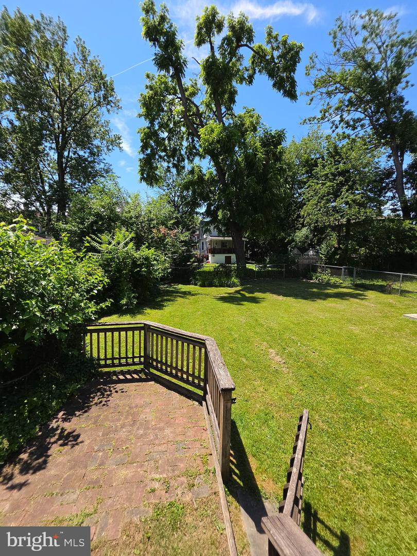 28 Oak Avenue