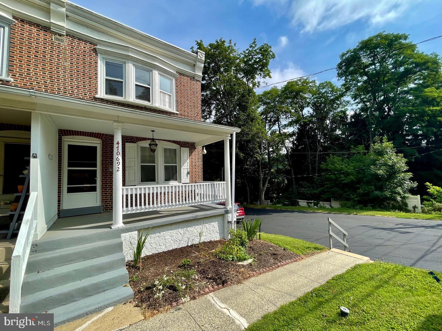 692 Lenni Road