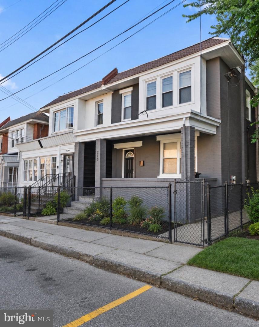 210 S 7th Street
