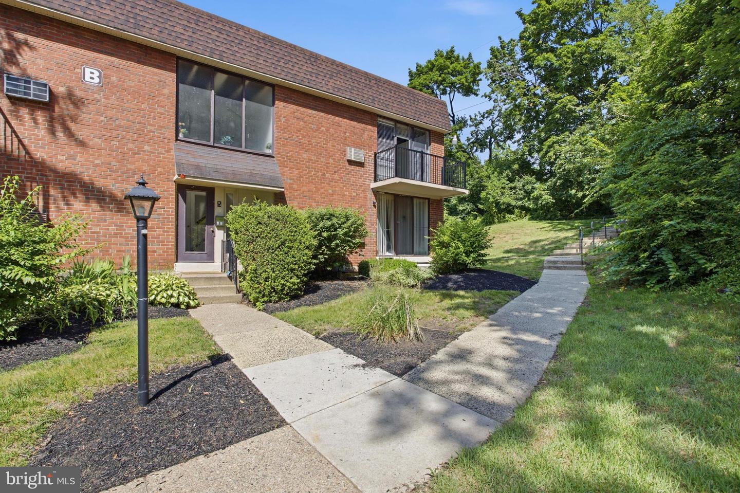 100 E Glenolden Avenue #b-4