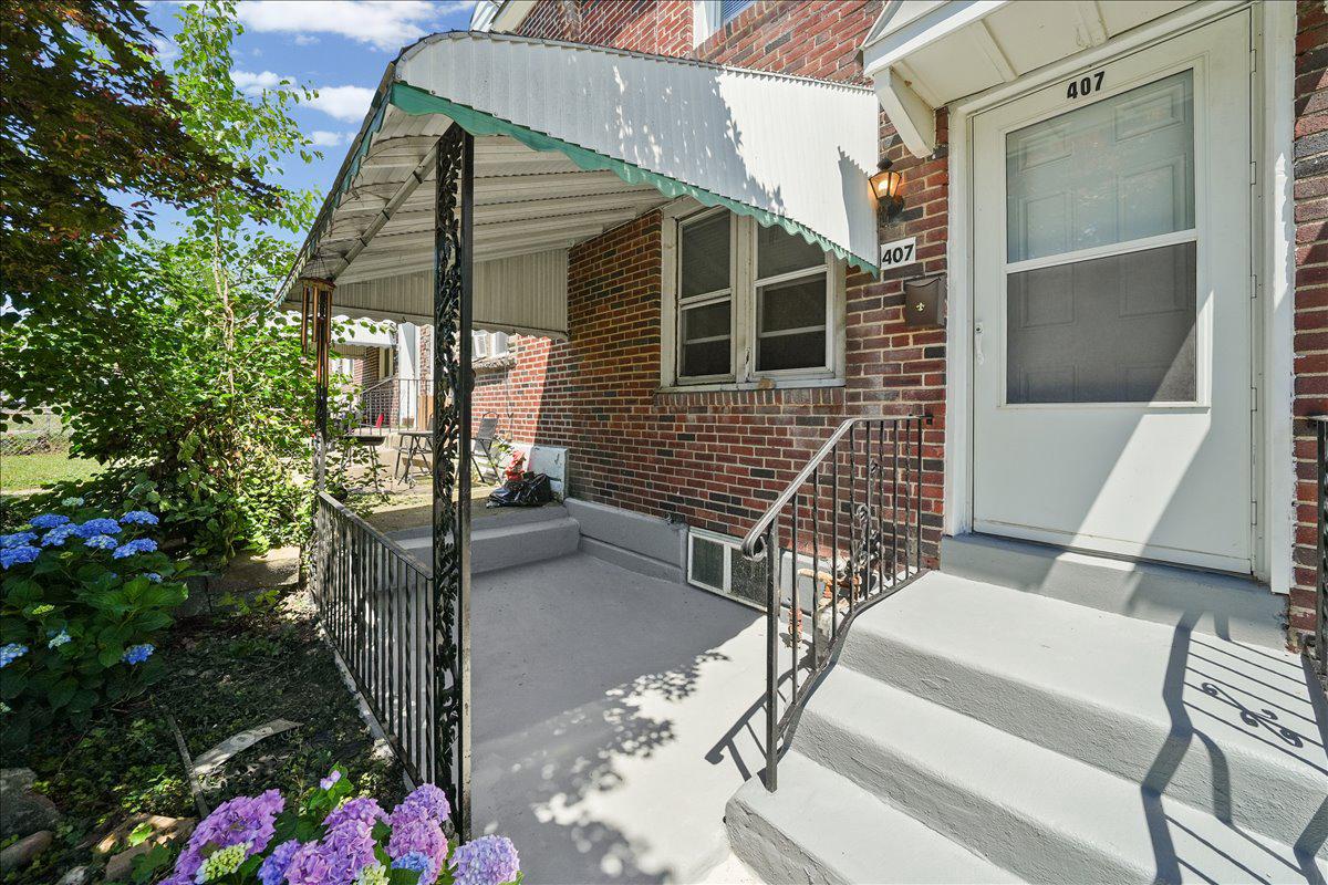 407 W 21st Street