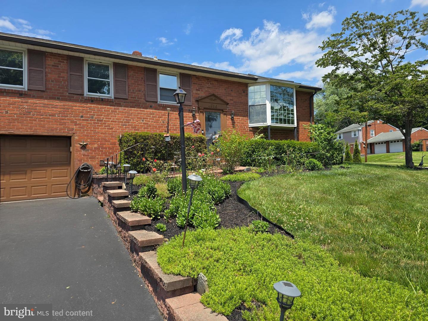 4899 Jackson Drive