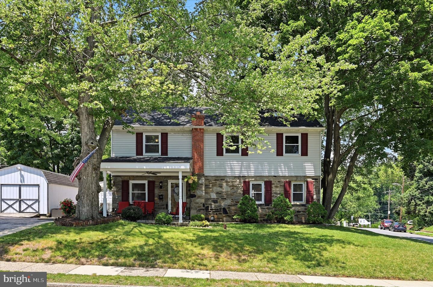 747 Surrey Road