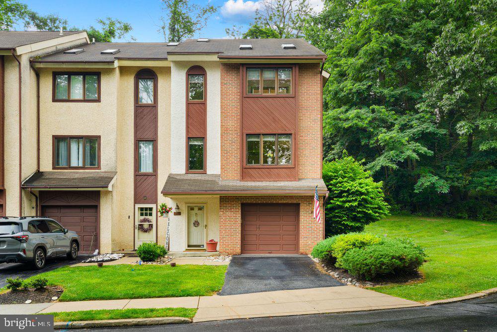 300 Westbriar Drive