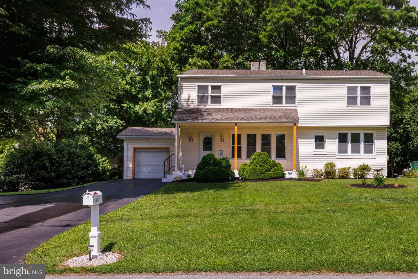 652 Meetinghouse Road