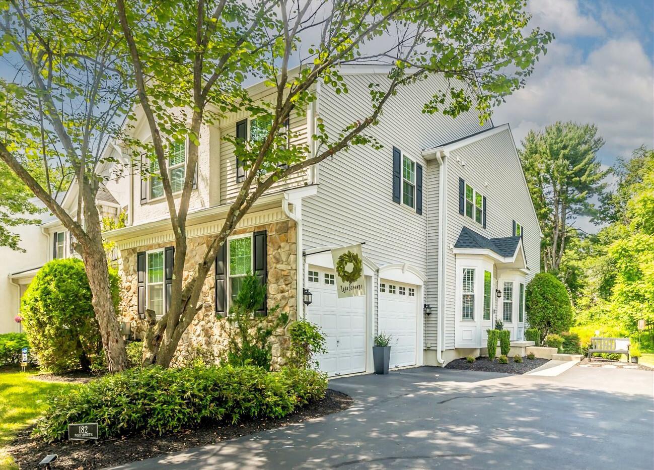182 Portsmouth Circle